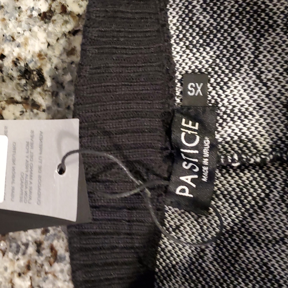 Pastiche Sweater Pants.NWT. - Picture 5 of 7